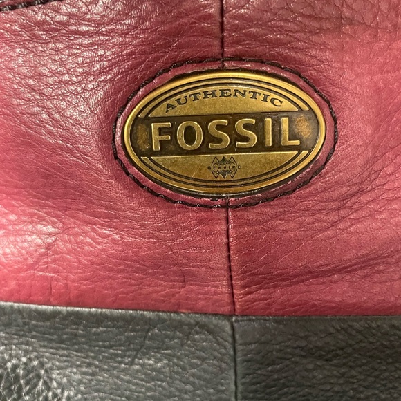 Fossil Explorer Two-Tone Leather Crossbody Bag Red Black Vintage Y2K Soft - Picture 3 of 11